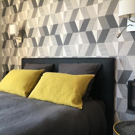 Les Roches Bleues Bed & Breakfast Юзерш Екстериор снимка